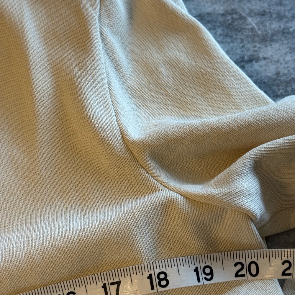 St. John Cream Skirt Set with Patterned Trim - Picture 6 of 7